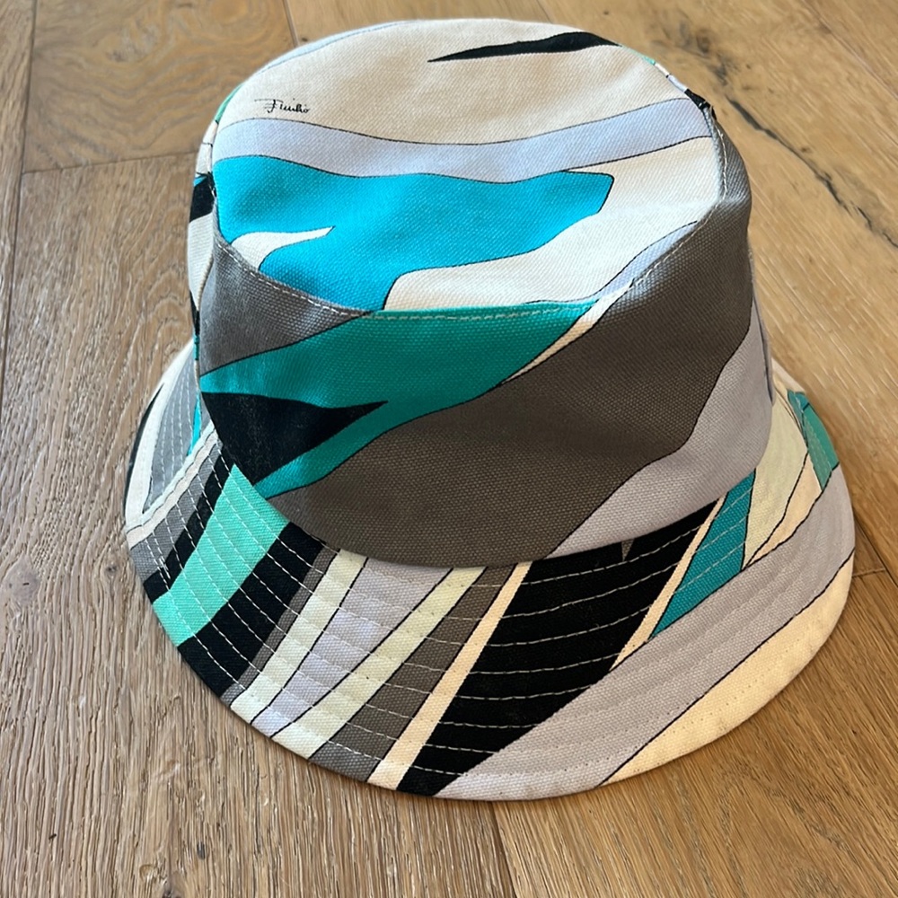 EMILIO PUCCI blue pattern bucket hat